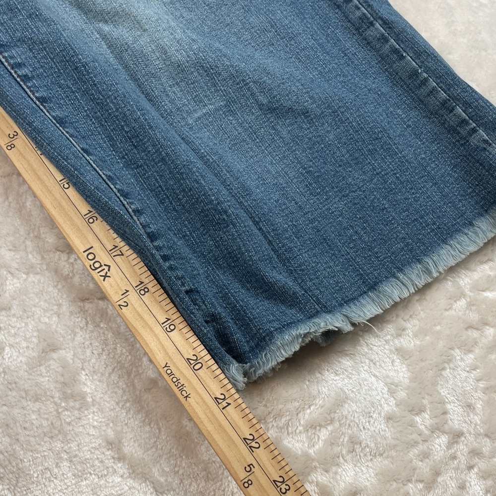 Mix It Medium Blue Cropped Raw-Hem Jeans - Picture 6 of 8
